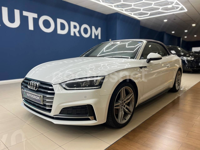 AUDI A5 2.0 TDI quattro S tronic Cabrio