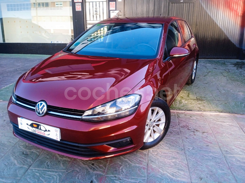 VOLKSWAGEN Golf Advance 1.0 TSI