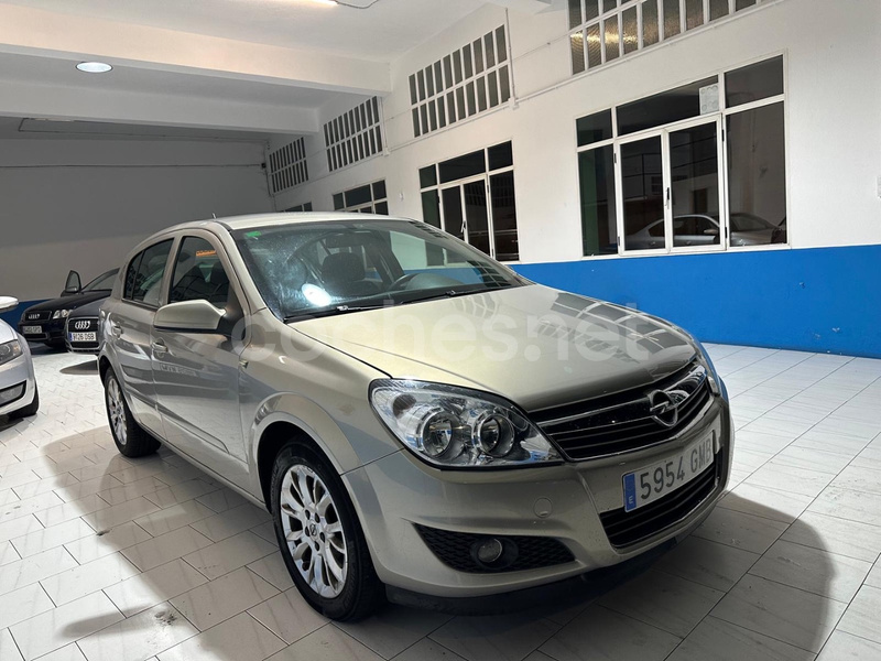 OPEL Astra 1.7 CDTi 110 CV Enjoy