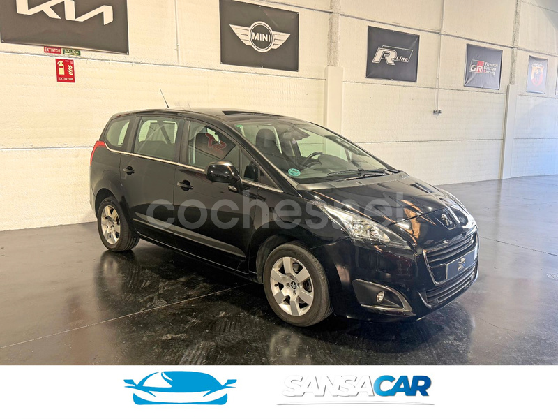 PEUGEOT 5008 Allure 1.6 THP 155