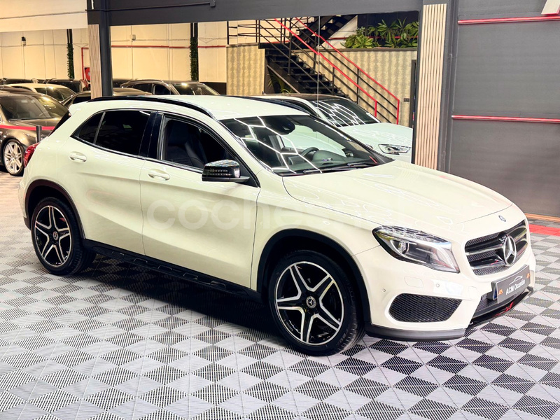 MERCEDES-BENZ Clase GLA GLA 200 d AMG Line