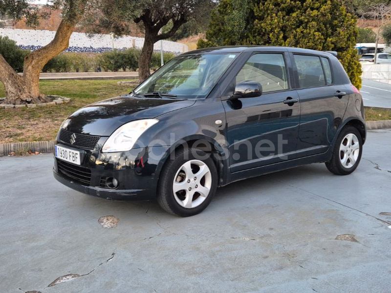 SUZUKI Swift 1.3 GL 4x4