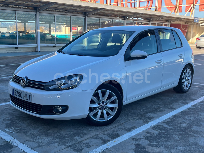 VOLKSWAGEN Golf 1.4 TSI DSG Sport