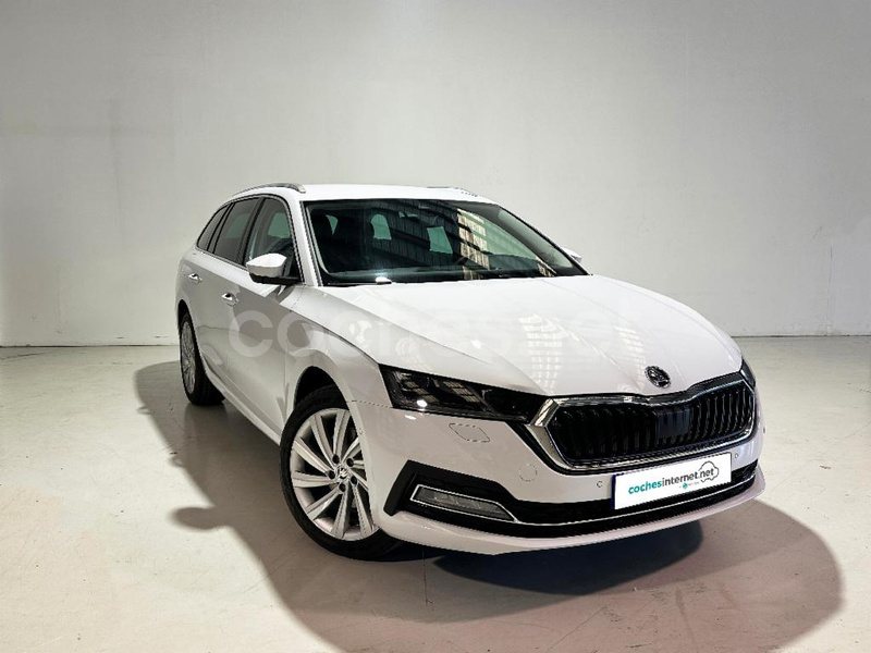 SKODA Octavia Combi 1.4 TSI iV PHEV DSG Sel.