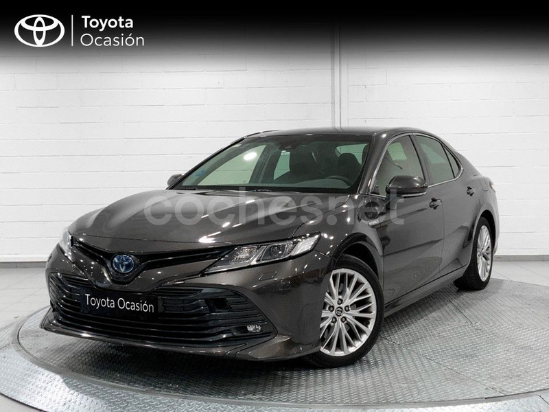 TOYOTA Camry 2.5 220H Advance