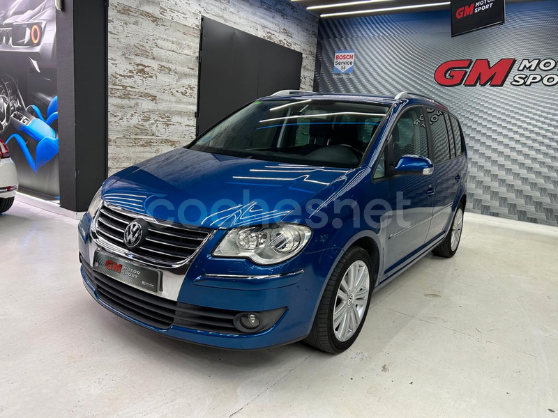 VOLKSWAGEN Touran 1.4 TSI Sport