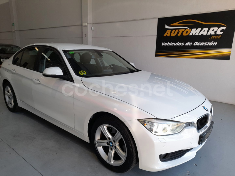 BMW Serie 3 318d Essential Edition