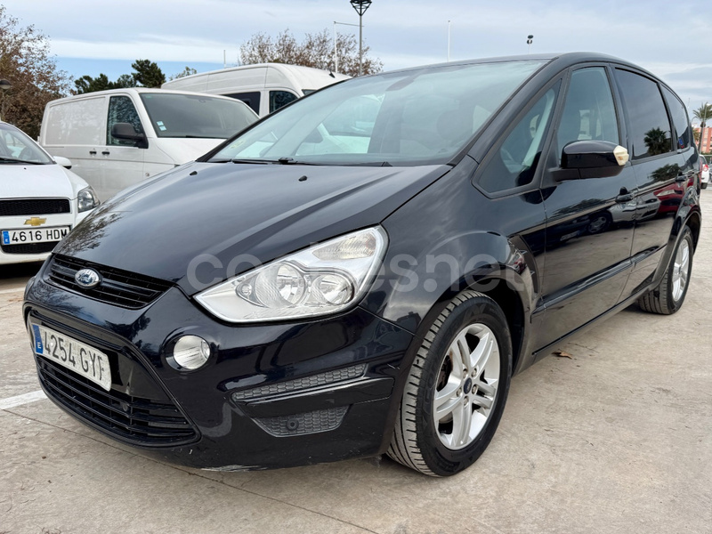 FORD S-MAX 2.0 TDCi DPF Trend Powershift