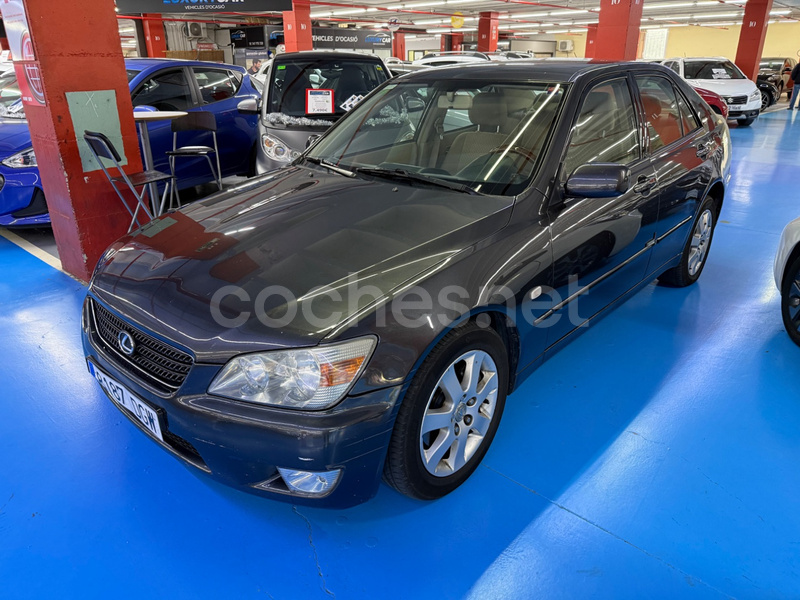 LEXUS IS200 2.0 Auto Luxury