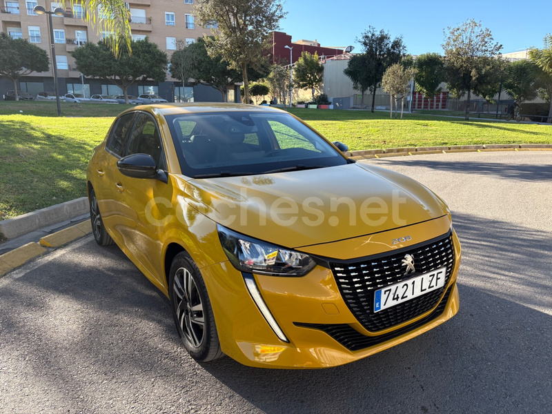 PEUGEOT 208 PureTech Allure Pack