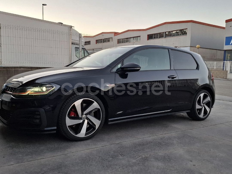 VOLKSWAGEN Golf GTI Performance 2.0 TSI 180kW245CV DSG