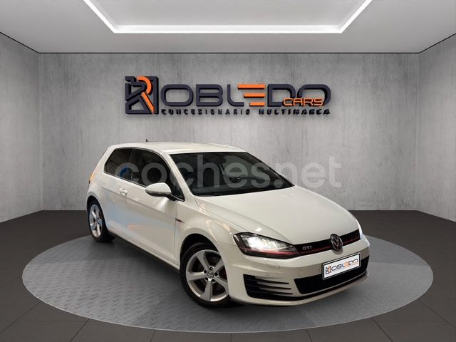 VOLKSWAGEN Golf GTI 2.0 TSI BMT