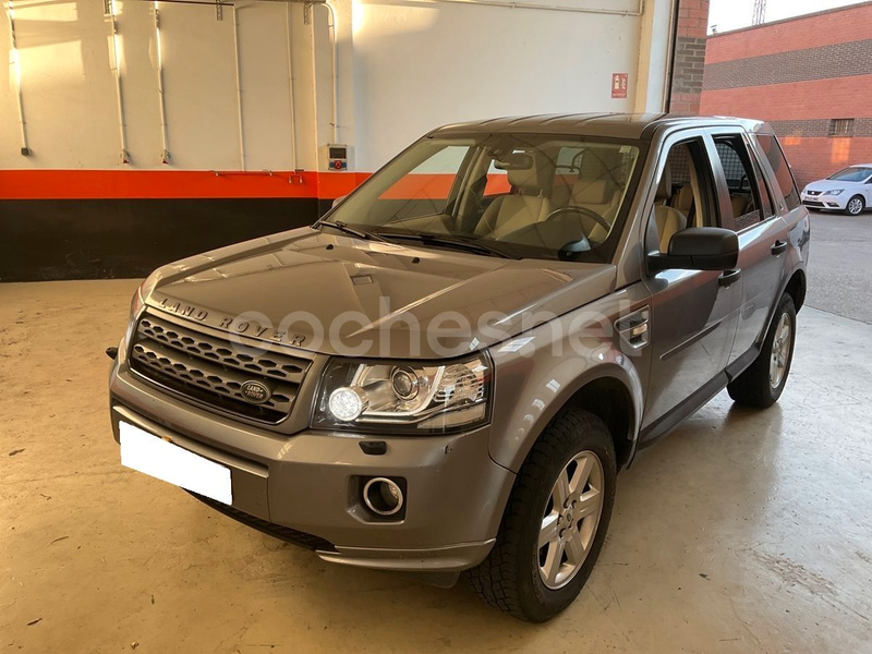 LAND-ROVER Freelander 2.2 Td4 SE Auto 4x4