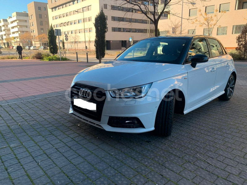 AUDI A1 Sportback 1.4 TDI S tro Adrenalin2