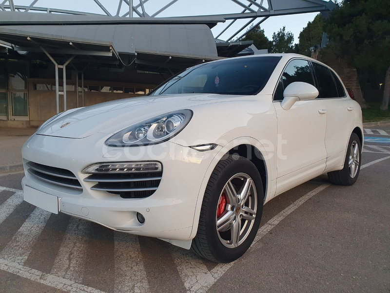 PORSCHE Cayenne 3.0 TD Platinum Edition Tiptronic