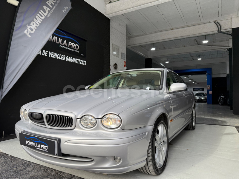 JAGUAR X-Type 2.0 V6 Sport