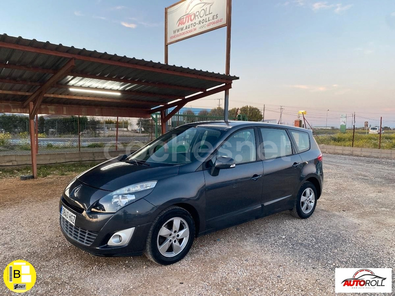 RENAULT Grand Scénic Dynamique dCi 130 5 plazas