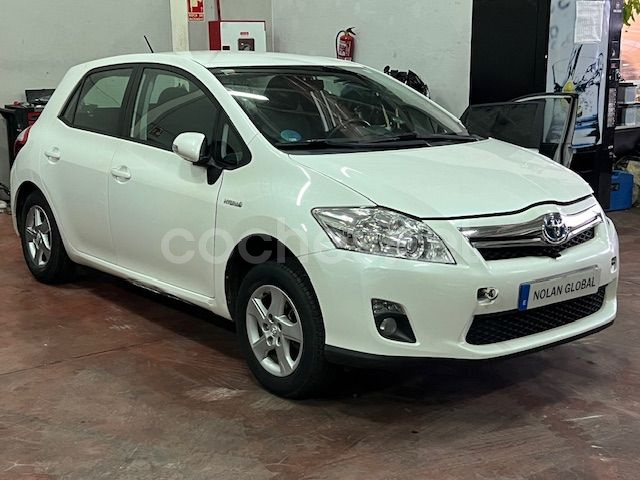 TOYOTA Auris 1.8 Hibrido Advance