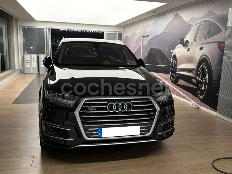 AUDI Q7 Design 3.0 TDI etron quattro tipt