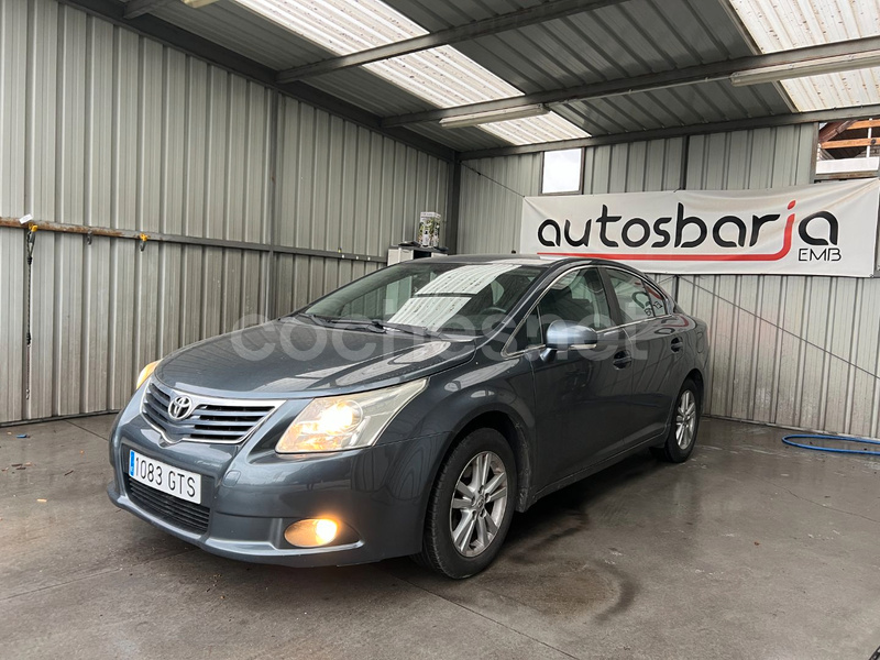 TOYOTA Avensis 2.0 D4D Sol