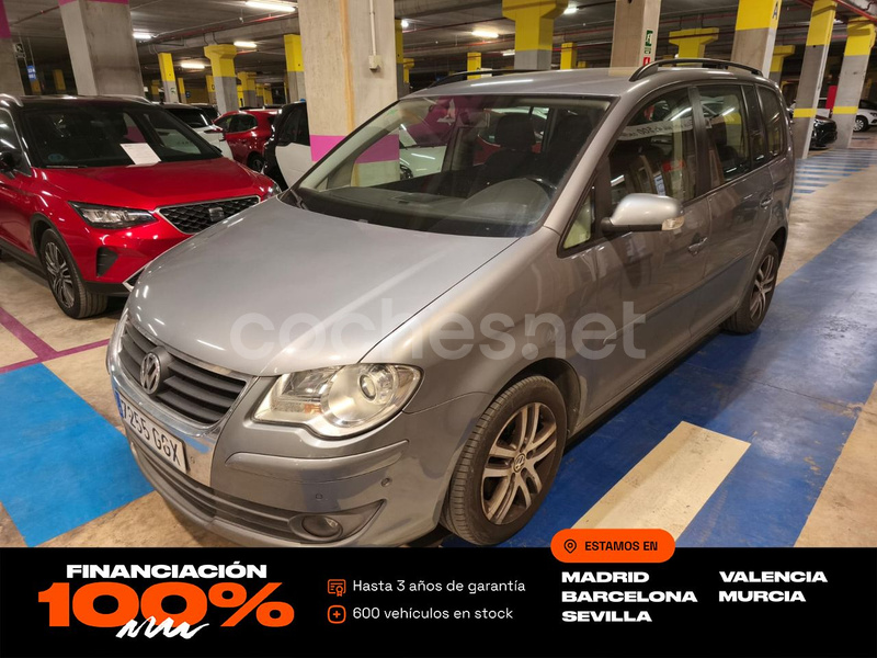 VOLKSWAGEN Touran 2.0 TDI 140 Traveller