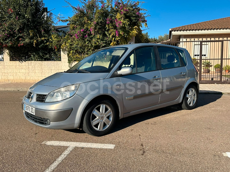 RENAULT Scénic Emotion Plus 1.9dCi EU4