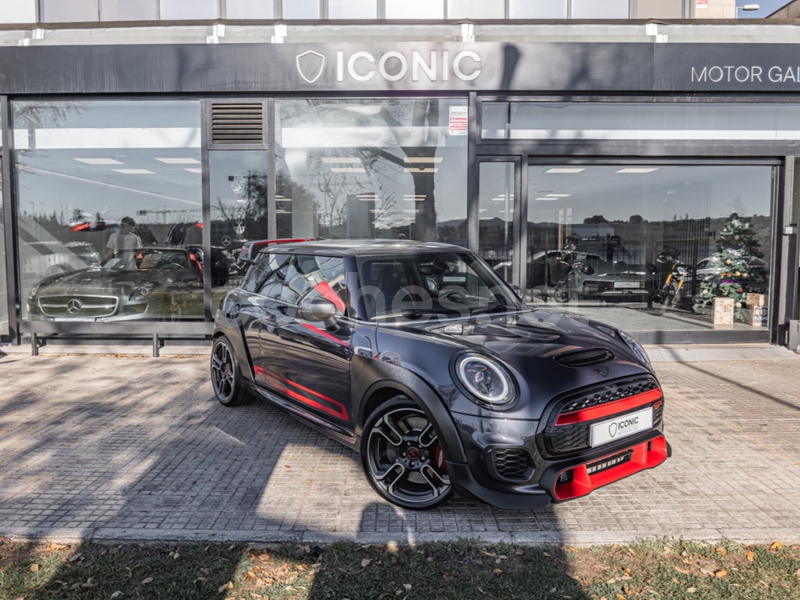 MINI MINI JOHN COOPER WORKS GP