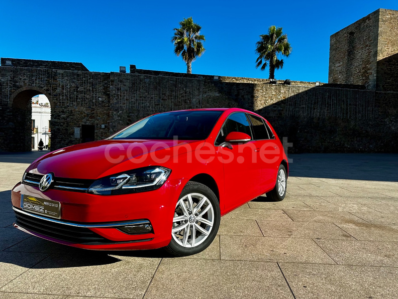 VOLKSWAGEN Golf Advance 2.0 TDI