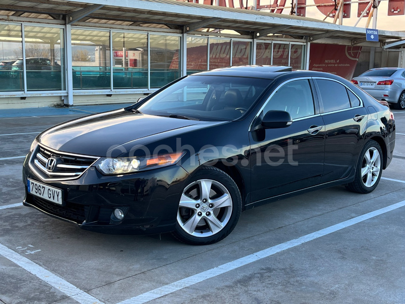 HONDA Accord 2.4 iVTEC Luxury AT