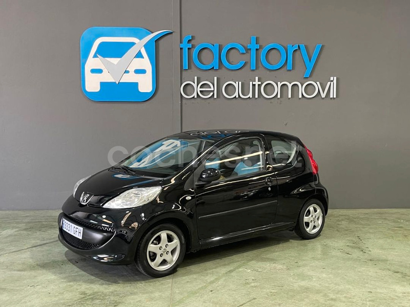 PEUGEOT 107 1.0i Basic