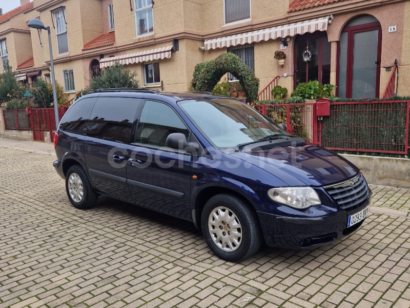 CHRYSLER Voyager LX 2.5 CRD