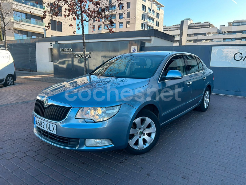 SKODA Superb 2.0 TDI DPF Ambition