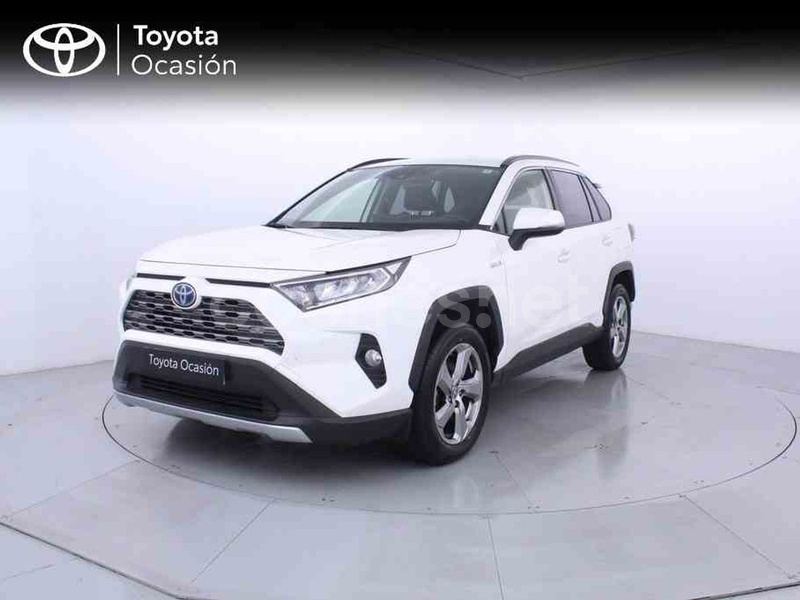 TOYOTA Rav4 2.5l 220H Advance