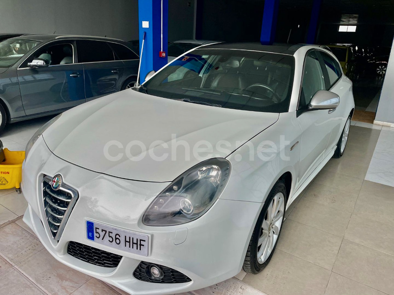 ALFA ROMEO Giulietta 2.0 JTDm Distinctive
