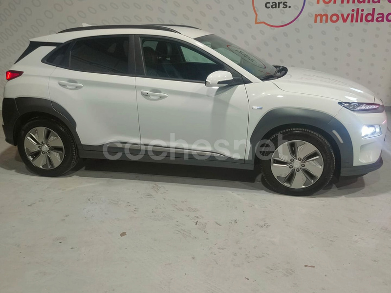 HYUNDAI Kona EV Tecno 484km