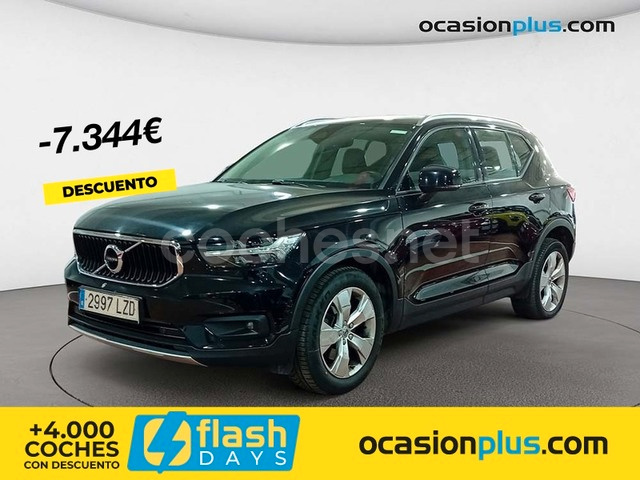 VOLVO XC40 2.0 B4 G AWD Momentum Pro Auto