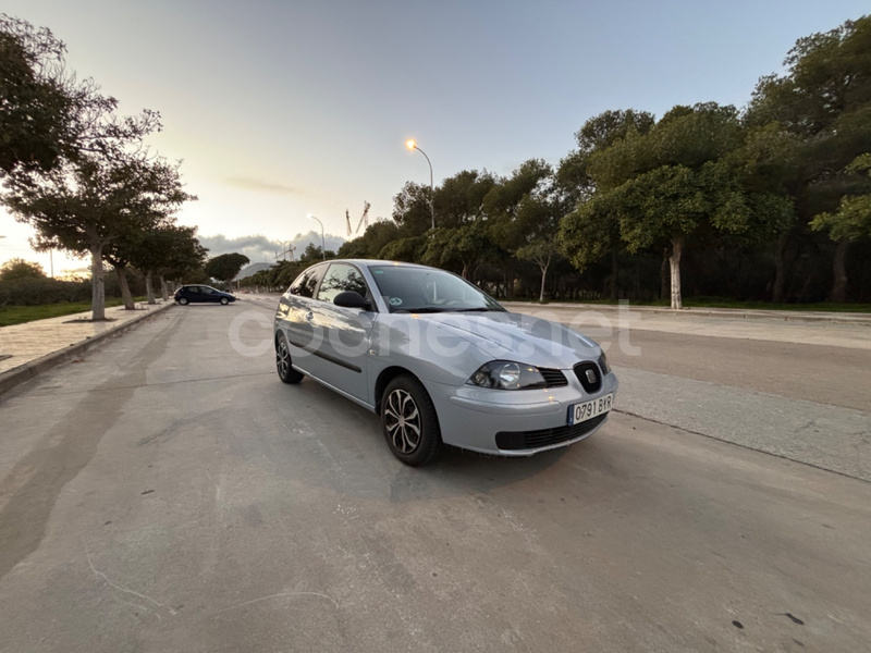 SEAT Ibiza 1.4 16V 75 CV SPORT