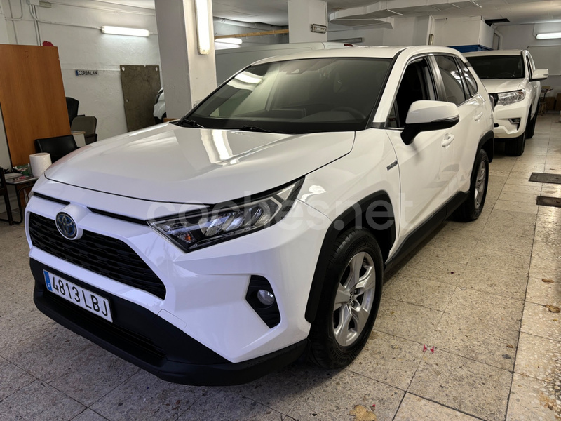 TOYOTA Rav4 2.5l 220H Business 4WD