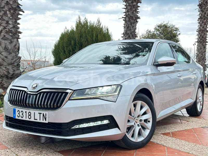 SKODA Superb 2.0 TDI Ambition