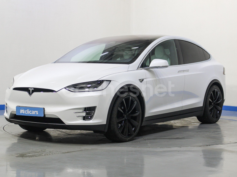 TESLA Model X Performance