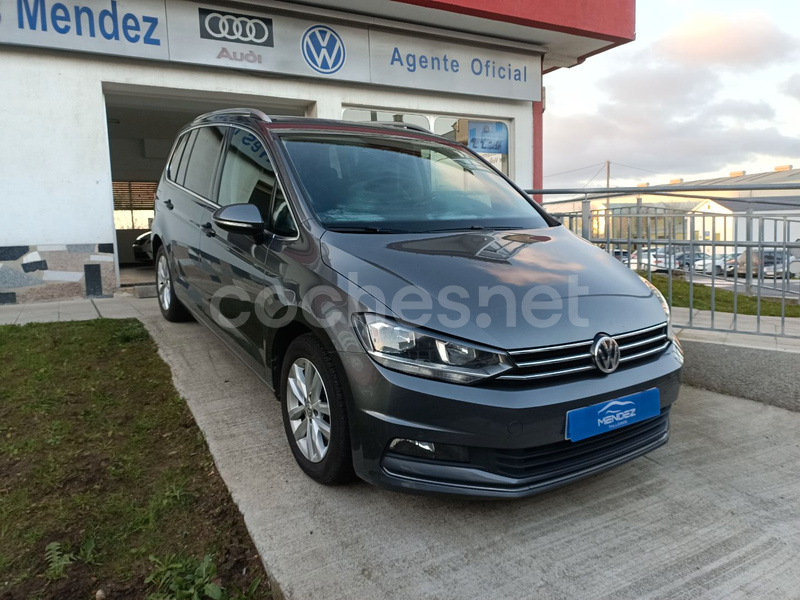 VOLKSWAGEN Touran Business Navi 1.6 TDI