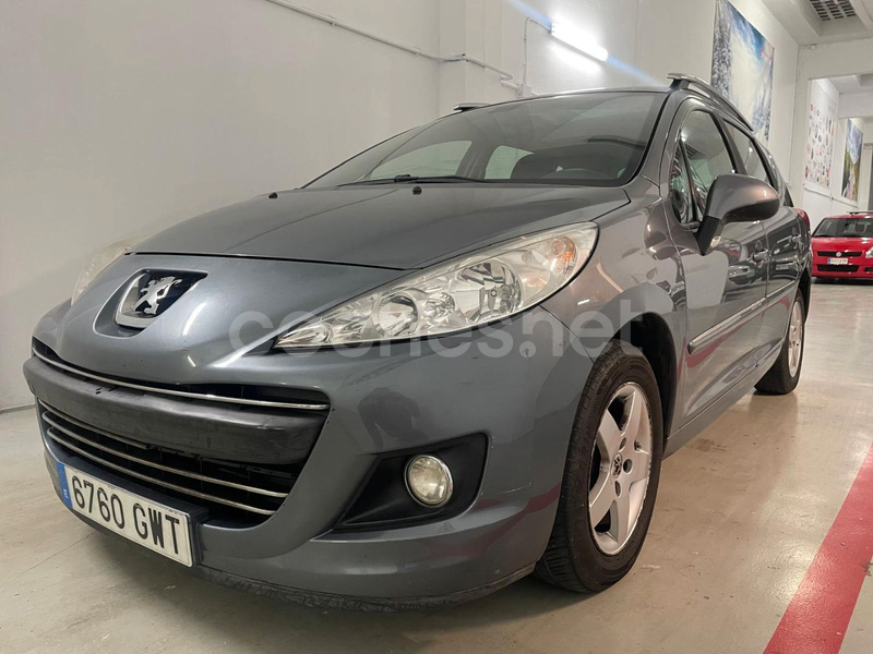 PEUGEOT 207 Confort 1.4 VTi 16v 95