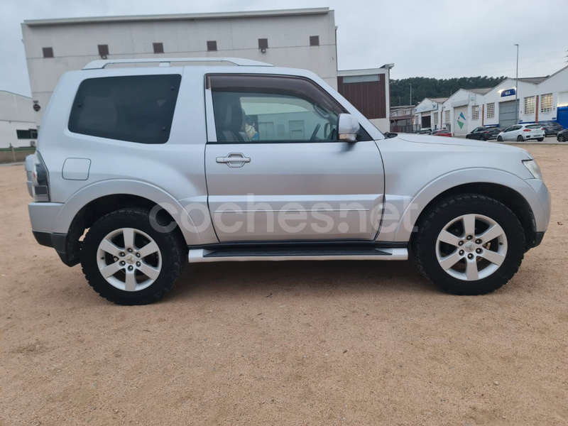 MITSUBISHI Montero 3.2 DID Kaiteki