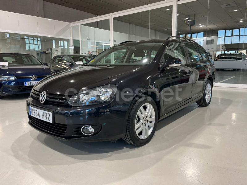 VOLKSWAGEN Golf Variant Advance 1.6 TDI BMT