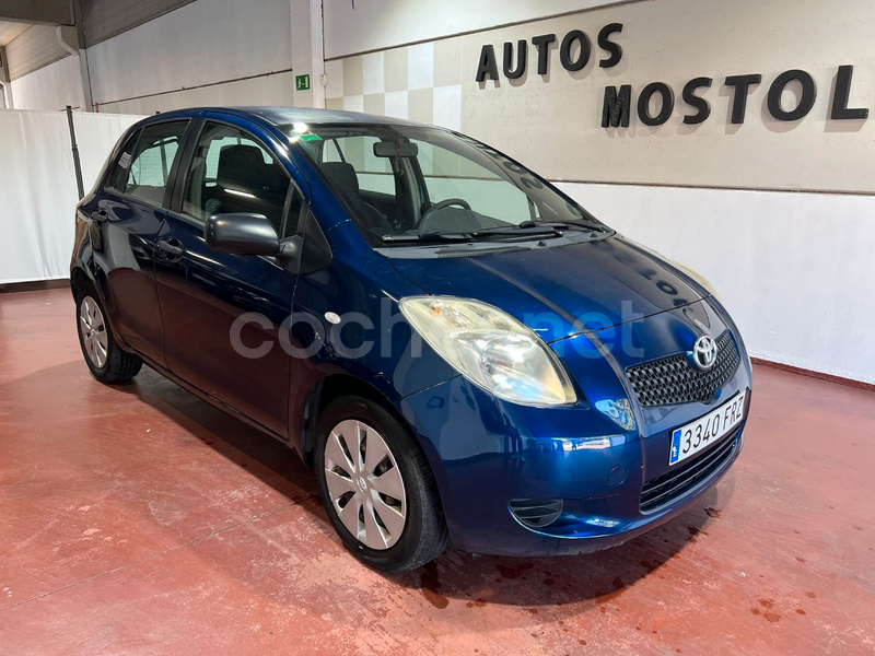 TOYOTA Yaris 1.3 VVTi Sol