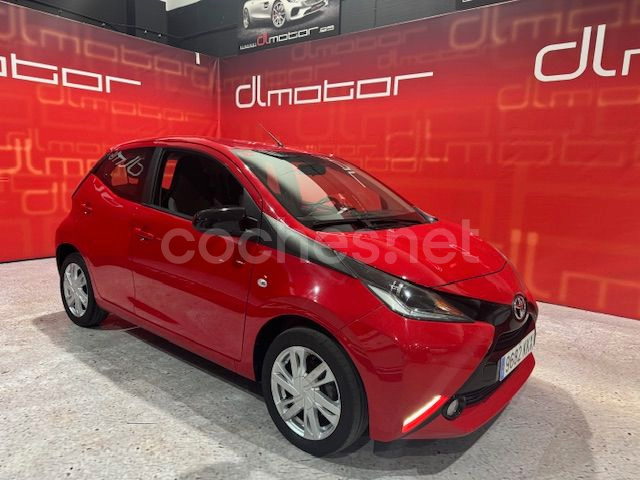 TOYOTA Aygo 1.0 70 xplay