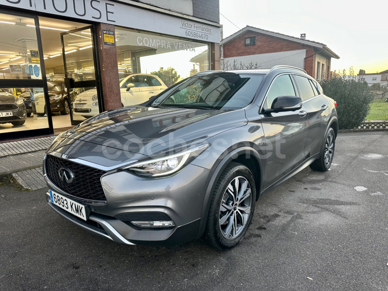 INFINITI QX30 2.2D PREMIUM TECH 7DCT AWD