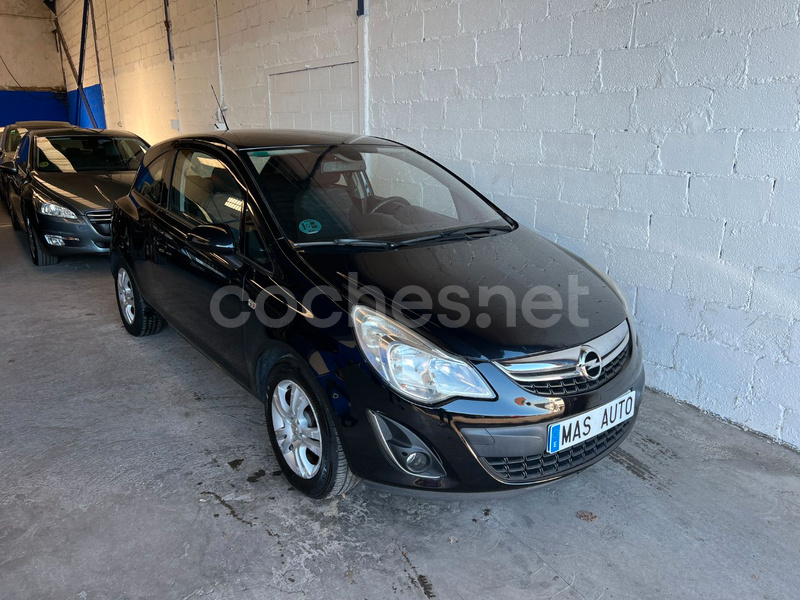 OPEL Corsa 1.2 Essentia