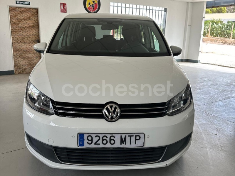 VOLKSWAGEN Touran Advance 2.0 TDI DSG