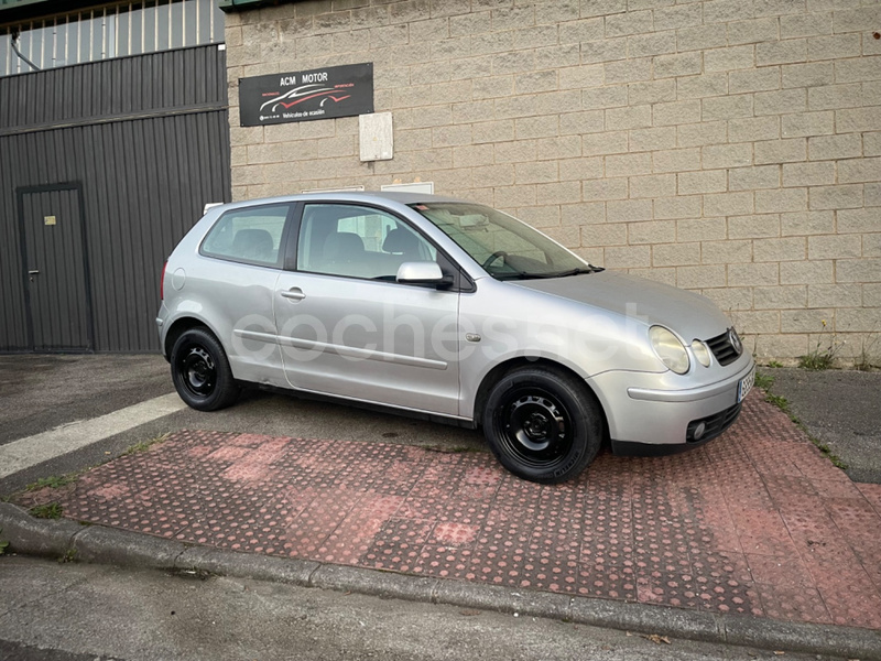 VOLKSWAGEN Polo 1.4 Auto Highline